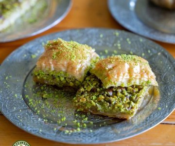 FISTIKLI BAKLAVA