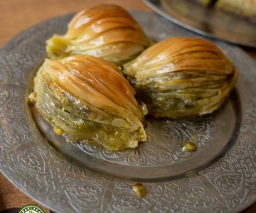 MİDYE BAKLAVA